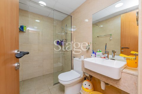 Apartment in BINGHATTI POINT in Dubai Silicon Oasis, Dubai 2 bedrooms, 138 sq.m. № 53939 - photo 18