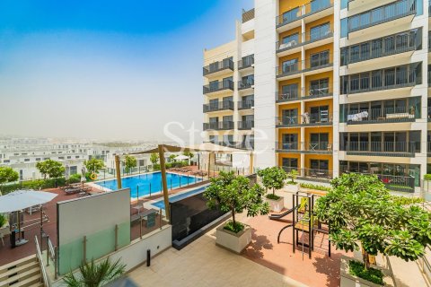 Apartment in Al Furjan, Dubai 2 bedrooms, 79 sq.m. № 53937 - photo 1