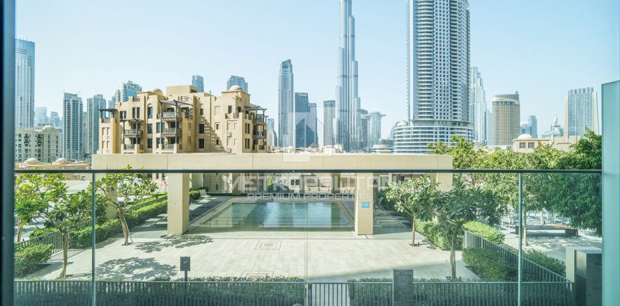 Квартира в Burj Royale, Даунтаун Дубай (Даунтаун Бурдж Дубай), Дубай, 2 спальни, 100м², № 15175