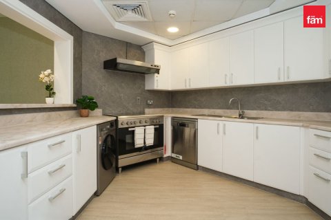 Appartement à Palm Jumeirah, Dubai, 2 chambres, 144.1 m², № 137641 - photo 13