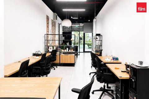Tienda en Meydan, Dubai, 69.9 m², № 137586 - foto 2