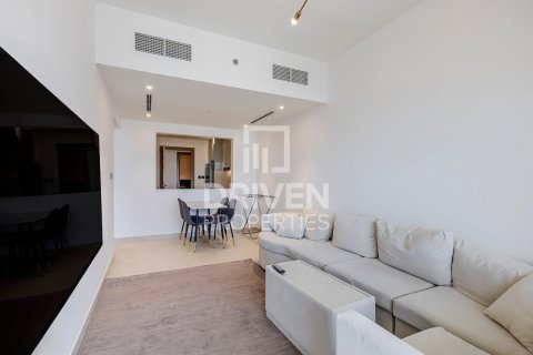 Apartment in Al Jaddaf, Dubai 3 bedrooms, 137 sq.m. № 19874 - photo 4