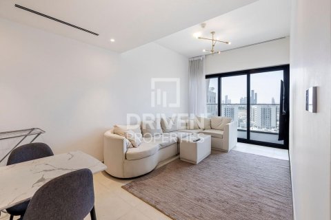 Apartment in Al Jaddaf, Dubai 3 bedrooms, 137 sq.m. № 19874 - photo 1