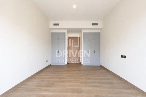 Townhouse in Damac Lagoons, Dubai 5 bedrooms, 197.98 sq.m. № 137018 - photo 17