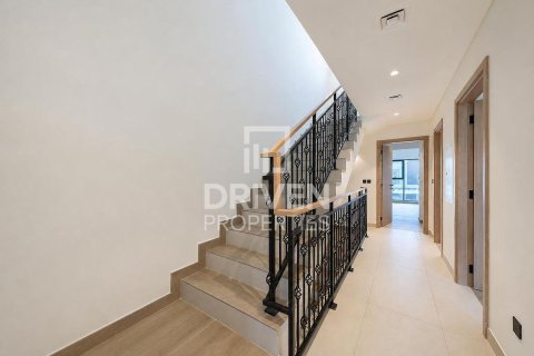 Townhouse in Damac Lagoons, Dubai 5 bedrooms, 197.98 sq.m. № 137018 - photo 12
