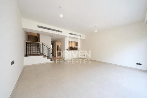 Townhouse in Damac Lagoons, Dubai 5 bedrooms, 197.98 sq.m. № 137018 - photo 6