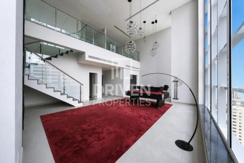 Apartment in Marina Arcade Tower, Dubai Marina, Dubai 1 bedroom, 185.9 sq.m. № 137021