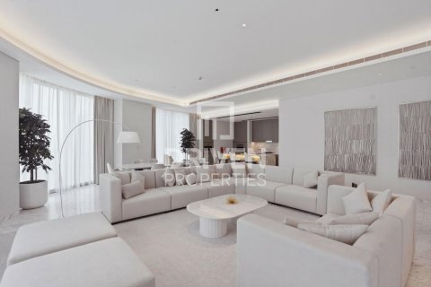 Ático en Opera District, Downtown Dubai (Downtown Burj Dubai), Dubai, 4 dormitorios, 480.87 m², № 137031 - foto 5