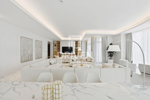 Ático en Opera District, Downtown Dubai (Downtown Burj Dubai), Dubai, 4 dormitorios, 480.87 m², № 137031 - foto 7
