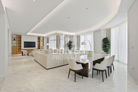 Ático en Opera District, Downtown Dubai (Downtown Burj Dubai), Dubai, 4 dormitorios, 480.87 m², № 137031 - foto 8