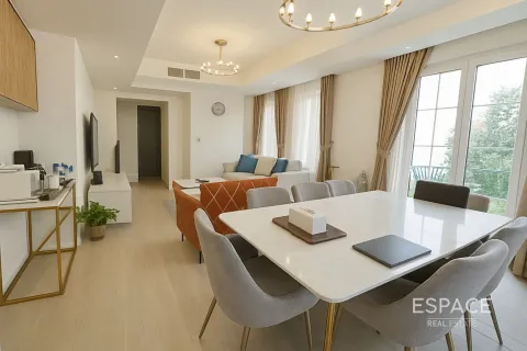 Villa in The Springs, Dubai 2 bedrooms, 167 sq.m. № 61523 - photo 1
