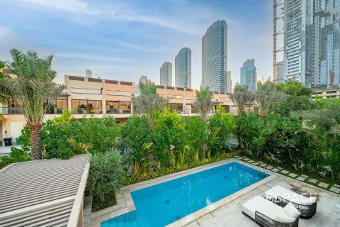 Villa in Meadows, Dubai 4 bedrooms, 332 sq.m. № 61511 - photo 19