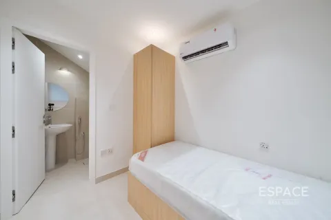 Villa in Meadows, Dubai 4 bedrooms, 332 sq.m. № 61511 - photo 17