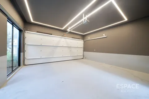 Villa in Meadows, Dubai 4 bedrooms, 332 sq.m. № 61511 - photo 18