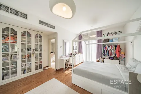 Купить виллу в Арабиан Ранчес, Дубай: 5 спален, 512м², № 61525 - фото 10