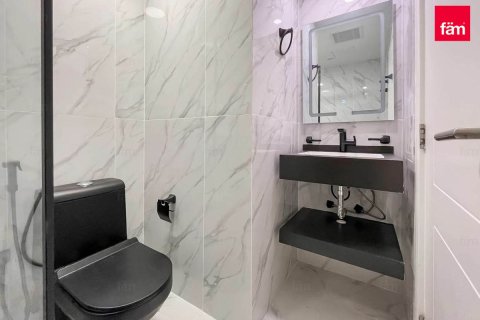 Apartment in Dubai Marina, Dubai 2 bedrooms, 70.2 sq.m. № 91726 - photo 6