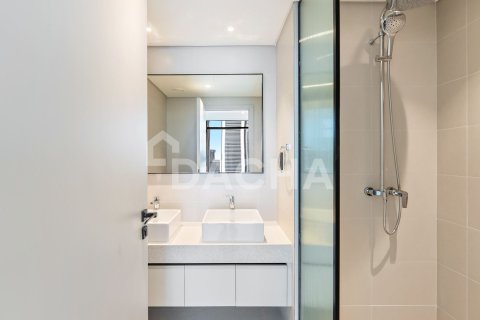 Apartment in EMAAR Beachfront, Dubai Harbour, Dubai 2 bedrooms, 109 sq.m. № 110321 - photo 4