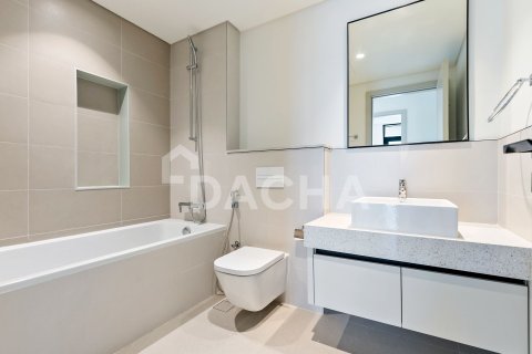 Apartment in EMAAR Beachfront, Dubai Harbour, Dubai 2 bedrooms, 109 sq.m. № 110321 - photo 3