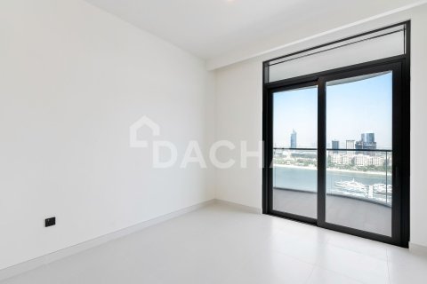Apartment in EMAAR Beachfront, Dubai Harbour, Dubai 2 bedrooms, 109 sq.m. № 110321 - photo 12