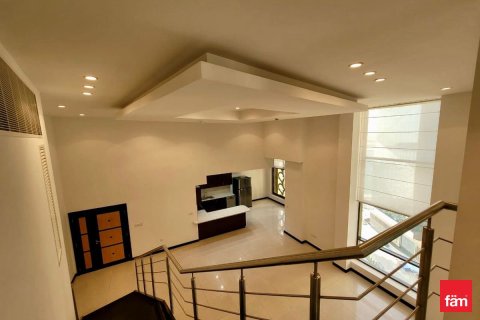 Apartment in Dubai 2 bedrooms, 151.2 sq.m. № 60395 - photo 7