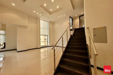 Apartment in Dubai 2 bedrooms, 151.2 sq.m. № 60395 - photo 2