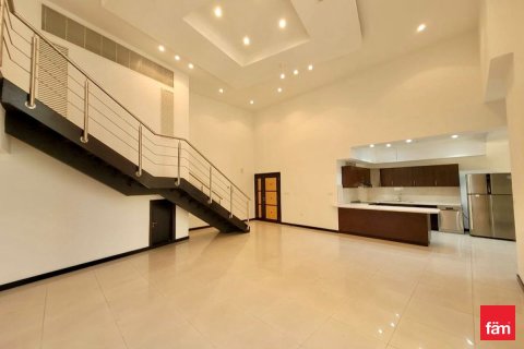 Apartment in Dubai 2 bedrooms, 151.2 sq.m. № 60395 - photo 1