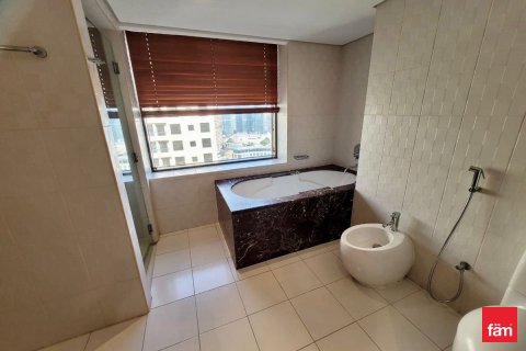 Apartment in Dubai 2 bedrooms, 151.2 sq.m. № 60395 - photo 14