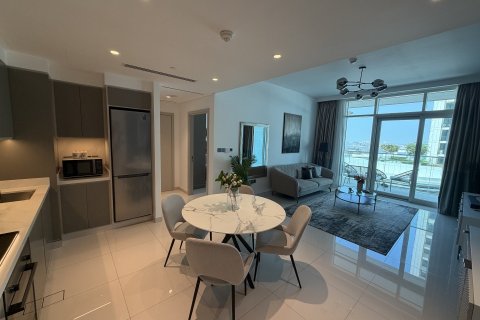 Apartamento en EMAAR Beachfront, Dubai Harbour, Dubai, 1 dormitorio, 68 m², № 99362 - foto 2