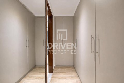 Apartment in Al Habtoor City, Business Bay, Dubai 2 bedrooms, 127.09 sq.m. № 129364 - photo 19