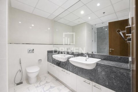 Apartment in Al Habtoor City, Business Bay, Dubai 2 bedrooms, 127.09 sq.m. № 129364 - photo 15
