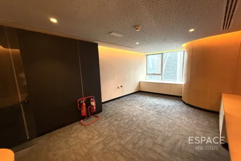 Снять в аренду офис в Джумейра Лейк Тауэрс, Дубай: 504м², № 78162 - фото 17