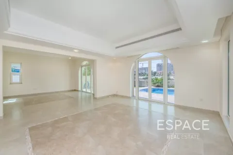 Villa en Victory Heights, Dubai Sports City, Dubai, 5 dormitorios, 446 m², № 78160 - foto 5