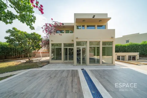 Villa in Saheel, Arabian Ranches, Dubai 3 bedrooms, 294 sq.m. № 78161 - photo 20