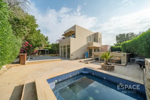 Villa in Saheel, Arabian Ranches, Dubai 3 bedrooms, 294 sq.m. № 78161 - photo 19