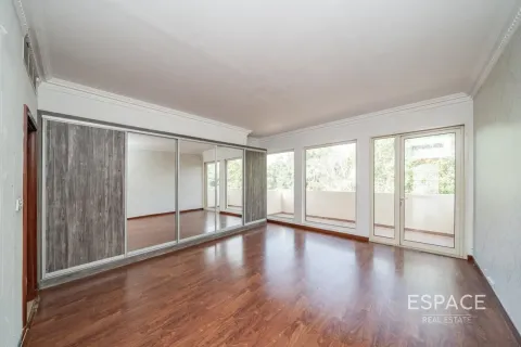 Villa in Saheel, Arabian Ranches, Dubai 3 bedrooms, 294 sq.m. № 78161 - photo 9