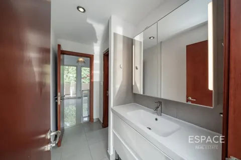 Villa in Saheel, Arabian Ranches, Dubai 3 bedrooms, 294 sq.m. № 78161 - photo 6