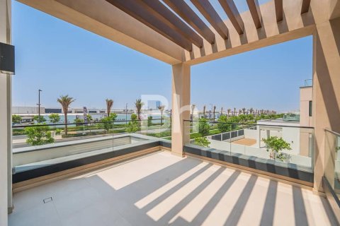 Villa in Arabian Ranches 3, Dubai 4 bedrooms, 505 sq.m. № 57972 - photo 5