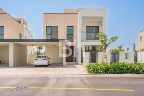 Villa in Arabian Ranches 3, Dubai 4 bedrooms, 505 sq.m. № 57972 - photo 1