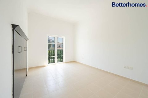 Villa à The Villa, Dubai, 4 chambres, 709 m², № 57970 - photo 1
