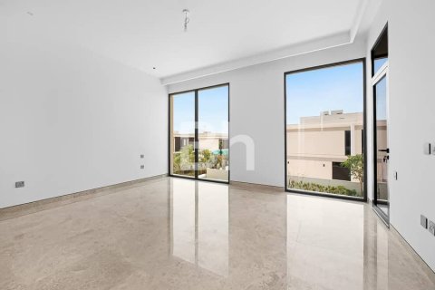 Снять в аренду виллу в Tilal Al Ghaf, Дубай: 5 спален, 688м², № 57968 - фото 14