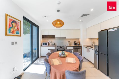 Townhouse in Dubai 4 bedrooms, 260.7 sq.m. № 112782 - photo 6