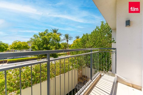 Townhouse in Dubai 4 bedrooms, 260.7 sq.m. № 112782 - photo 20