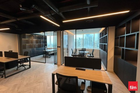 Bureau à Dubai, 93.4 m², № 112781