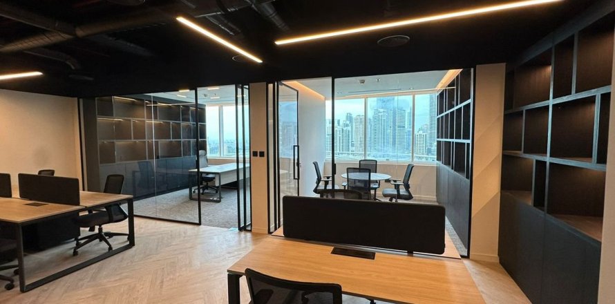 Bureau à Dubai, 93.4 m², № 112781