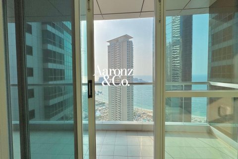 Apartment in Jumeirah Beach Residence, Dubai 3 bedrooms, 242 sq.m. № 138132 - photo 6