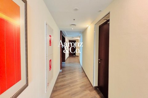 Apartment in Jumeirah Beach Residence, Dubai 3 bedrooms, 242 sq.m. № 138132 - photo 10
