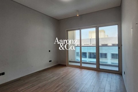 Apartment in Jumeirah Village Triangle, Dubai 3 bedrooms, 203 sq.m. № 138138