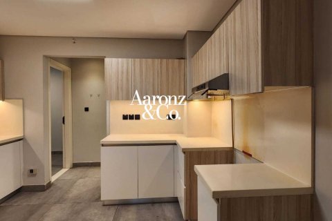 Apartment in Jumeirah Village Triangle, Dubai 3 bedrooms, 203 sq.m. № 138138 - photo 8