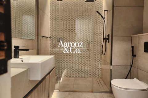 Apartment in Jumeirah Village Triangle, Dubai 3 bedrooms, 203 sq.m. № 138138 - photo 10