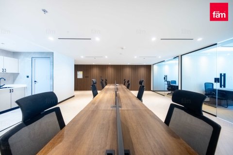 Bureau à Dubai, 163.7 m², № 84883 - photo 9